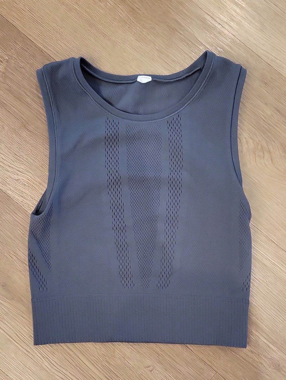 Athleta XS Crop Top